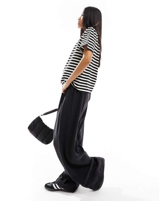 ONLY Black Contrast Neck T-shirt