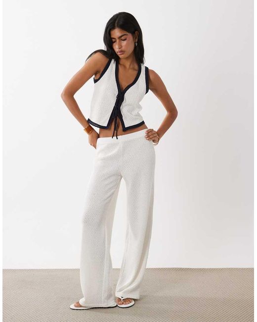 Nati di Mango in White