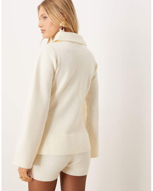 Pretty Lavish Natural Knitted exaggerated Collar Detail Cardigan