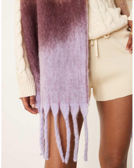 Sciarpa Spazzolata Viola E Verde A Righe di ASOS in Natural