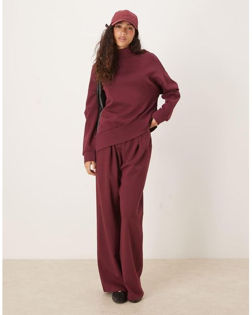 Sudadera Con Cuello Alzado Y Bajo Asimétrico De Tejido Entrelazado De -Morado ASOS de color Red