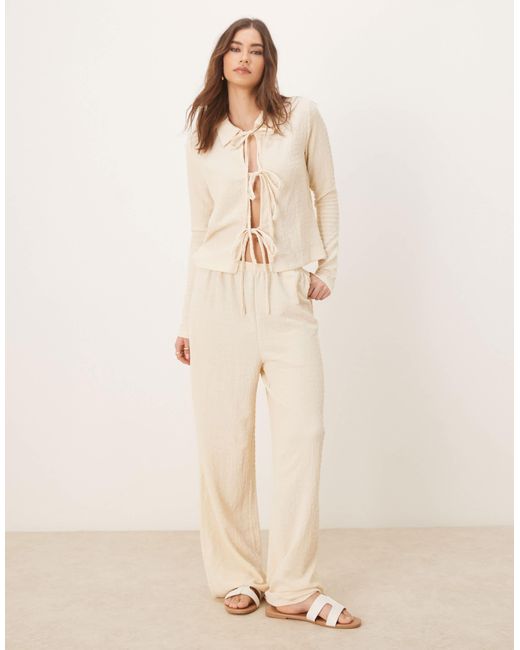 Pantalon d'ensemble ample en jersey texturé - crème Vila en coloris Natural