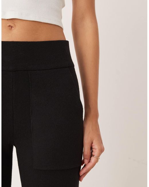 Pantalon d'ensemble en maille avec poches Y.A.S en coloris Black