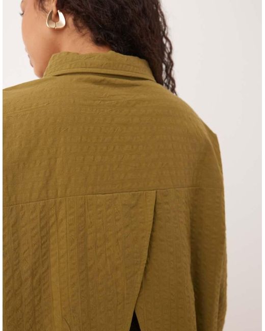 ASOS Gestreept Seersucker Overhemd Met Overslag in het Natural