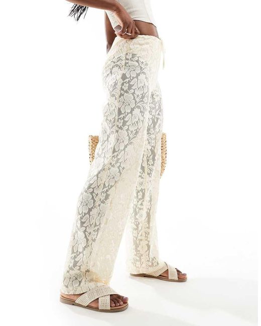 NA-KD Broek Van Kant in het White