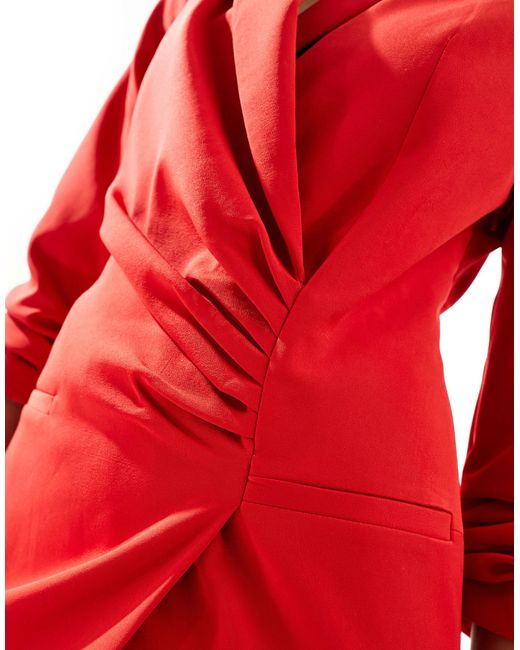 Vestito blazer con dettagli arricciati di Miss Selfridge in Red