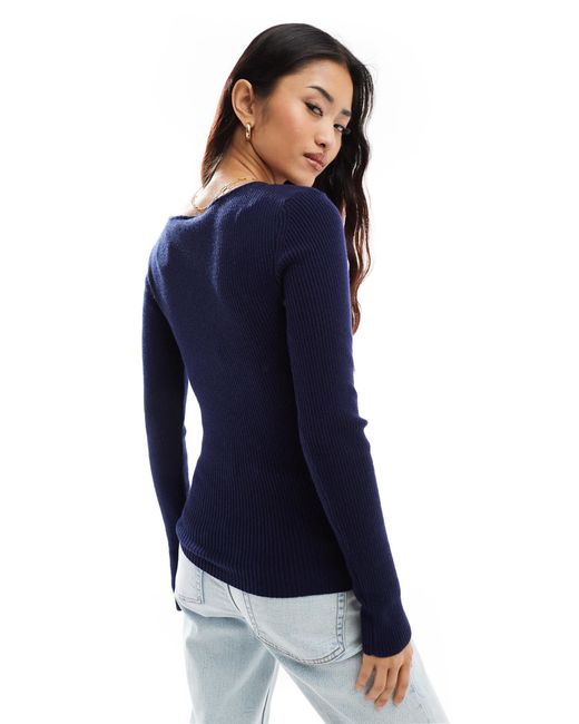 Y.a.s - top manches longues en maille à encolure asymétrique Y.A.S en coloris Blue