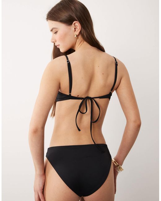 Mix & match - haut ARKET en coloris Black