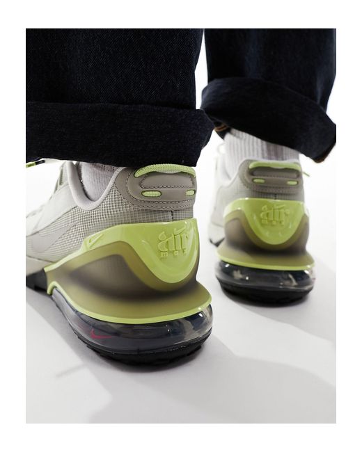 Air max pulse roam - sneakers color pietra e lime di Nike in Blue da Uomo