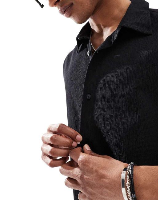 Camicia Comoda Plissé Nera di Bershka in Black da Uomo
