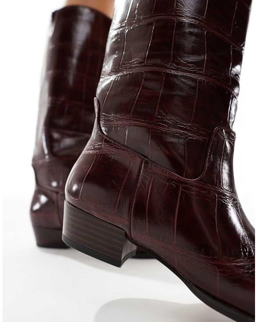 Danika di Schuh in Brown