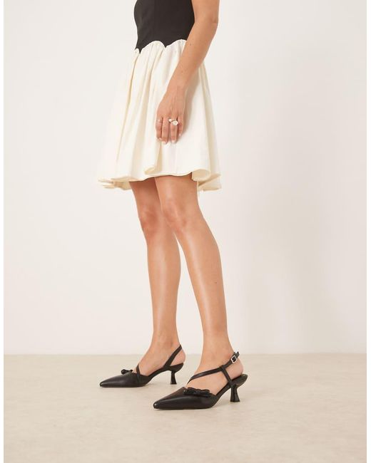 Glamorous Natural Slingback Kitten Heeled Shoes With Bow