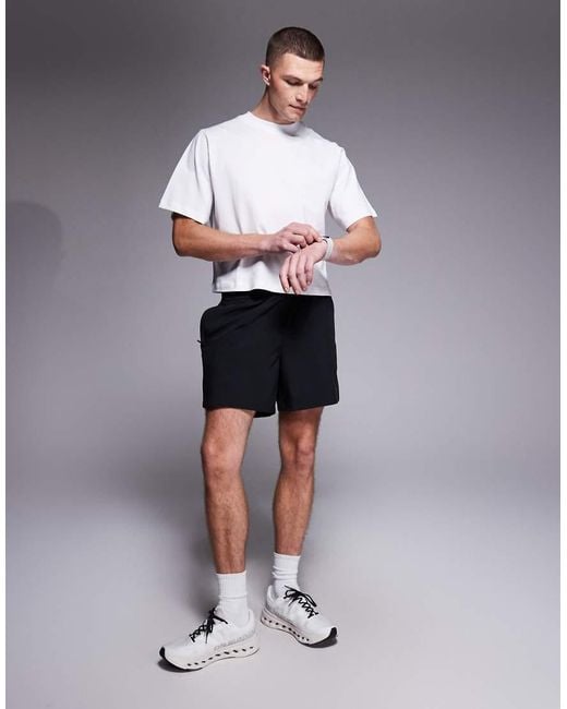 4505 White Cotton Cropped Lifting T-shirt With Quick Dry Finish for men