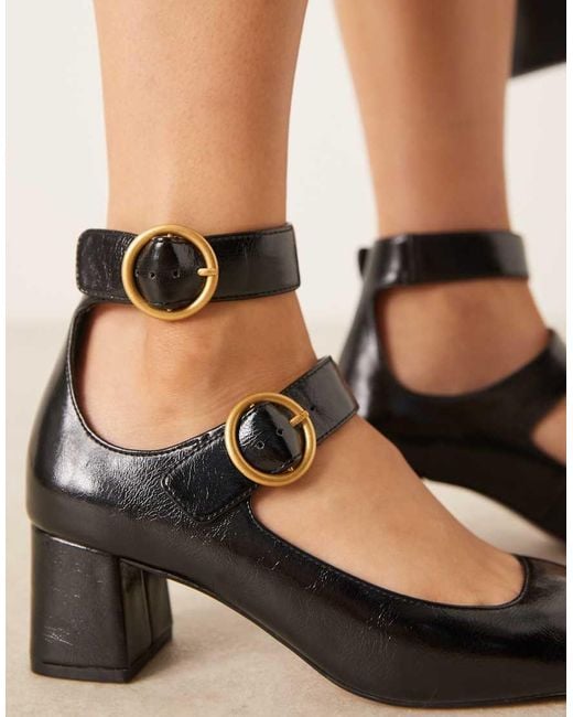 Sasha di ASOS in Black