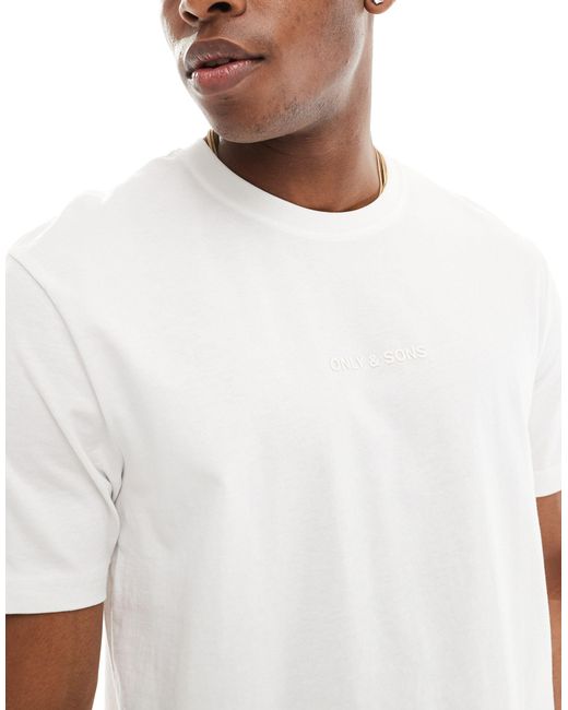 T-shirt coupe classique avec logo ton sur ton Only & Sons pour homme en coloris White