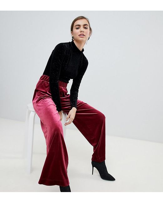 Monki Rote Samthose in Rot | Lyst AT