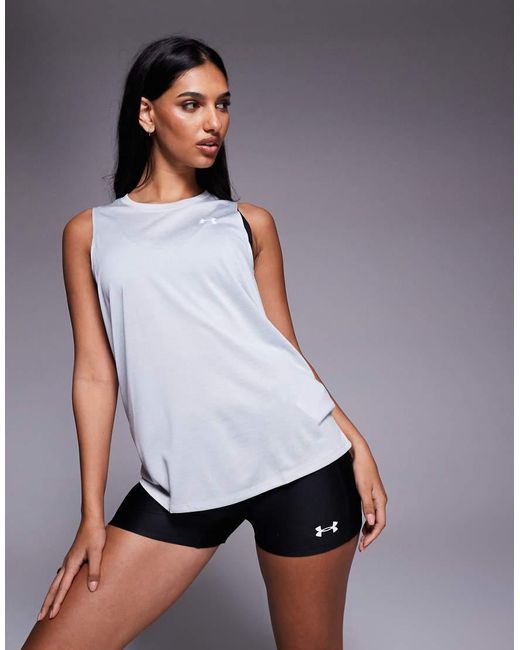 Tech di Under Armour in White