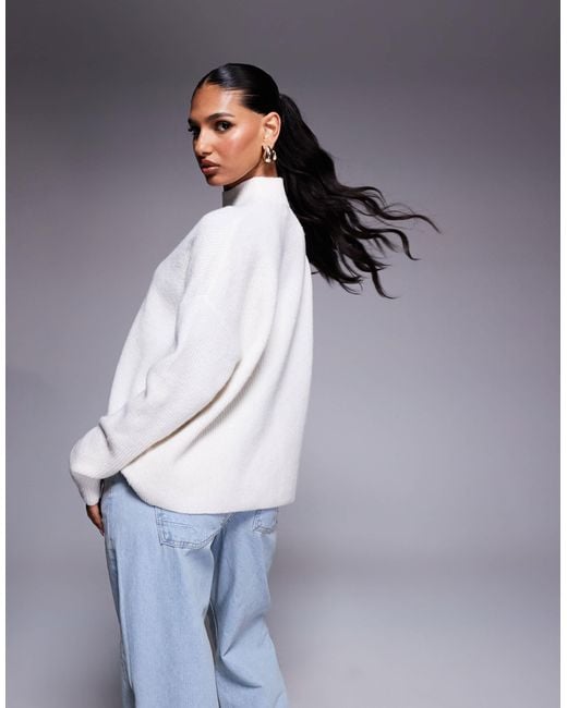 Aria Cove Gray Knit Crew Neck Ribbed Cuff Sweater