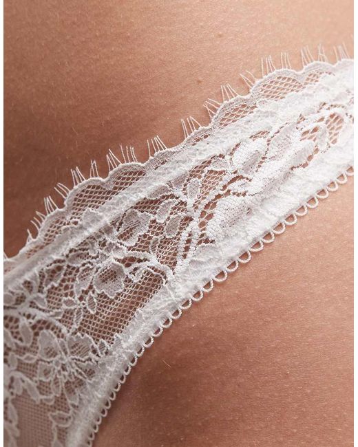 Tyla ASOS de color White