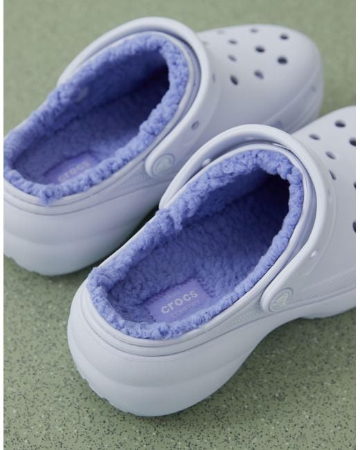Sabots classiques doublés à semelle plateforme CROCSTM en coloris White