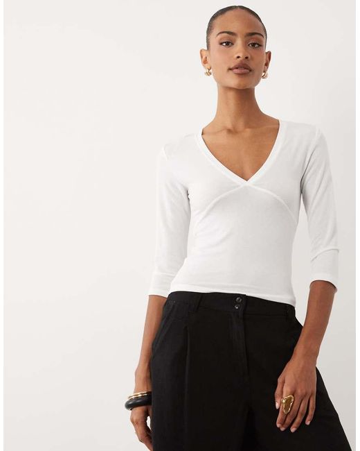 Gina Tricot White Deep V-neck 3/4 Sleeve Top