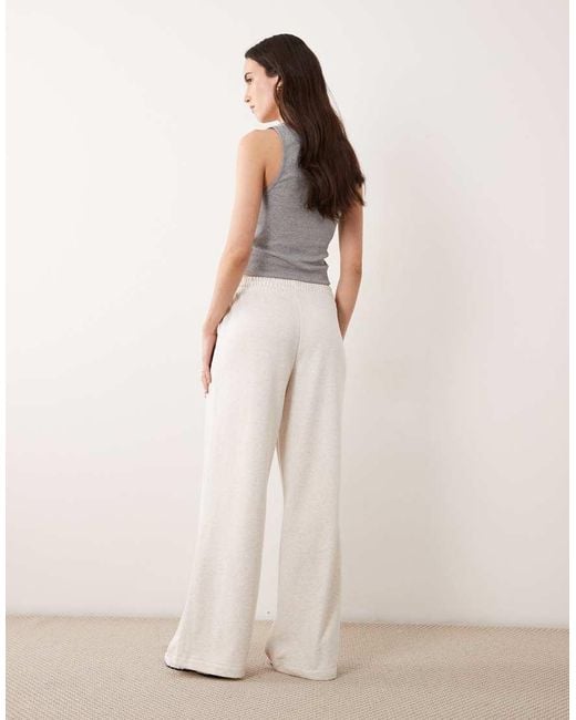 New Balance Natural Trackside French Terry Pant