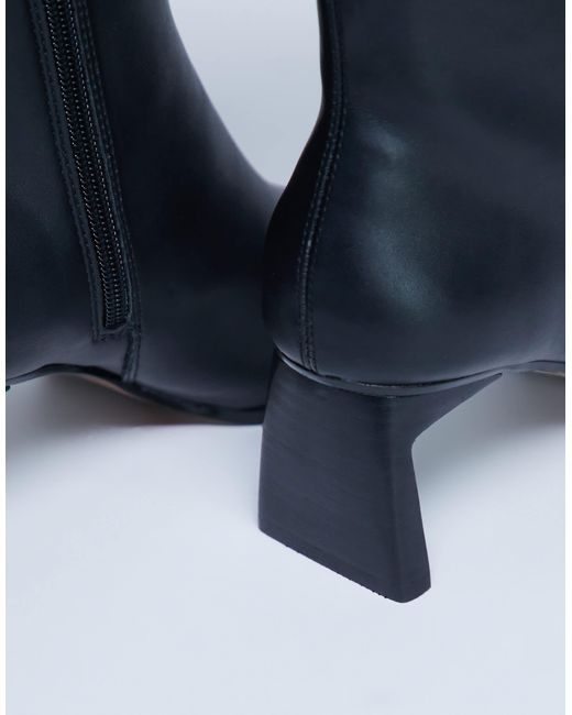TOPSHOP Blue Nadie Chisel Toe Heeled Ankle Boot