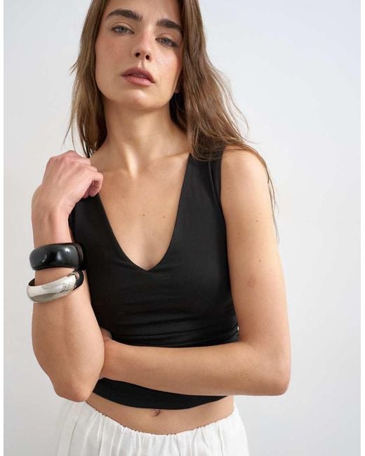 TOPSHOP Black V-neck Ruched Side Tank