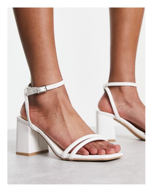 Truffle Collection White Wide fit – zarte sandalen