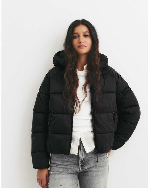 Piumino Con Cappuccio di Pull&Bear in Black