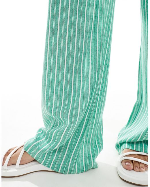 Pantaloni effetto lino a righe di Stradivarius in Green
