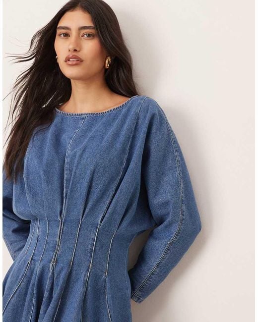 ARRANGE Denim Midi Jurk Met Lange Mouwen En Wijde Rok in het Blue