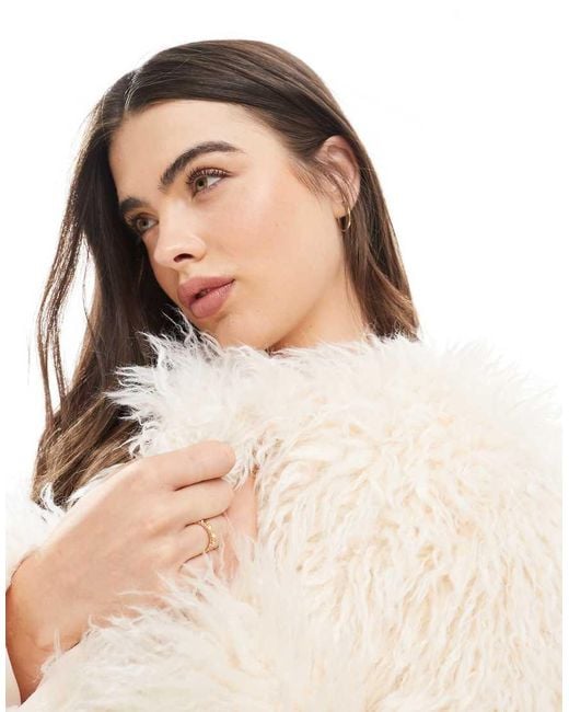 New Look White shaggy Faux Fur Cropped Jacket