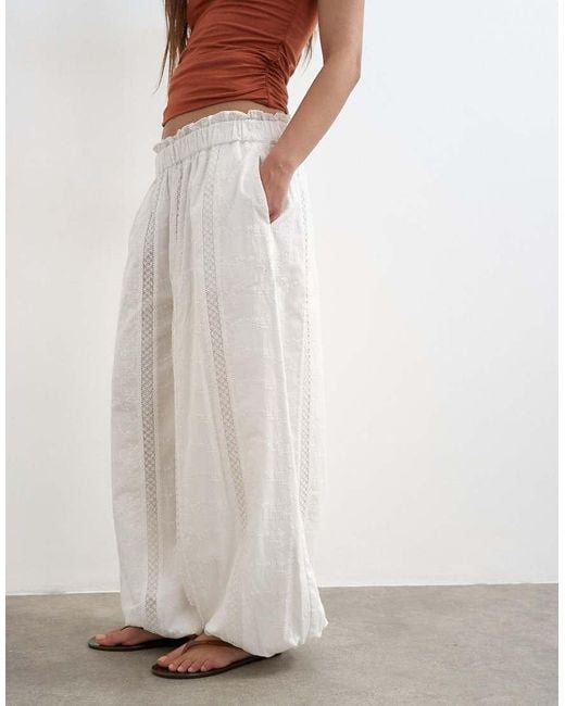 TOPSHOP White Broderie Beach Balloon Trouser