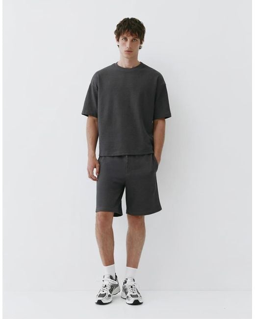 Pull&Bear Gray Textured Relaxed Fit T-Shirt for men