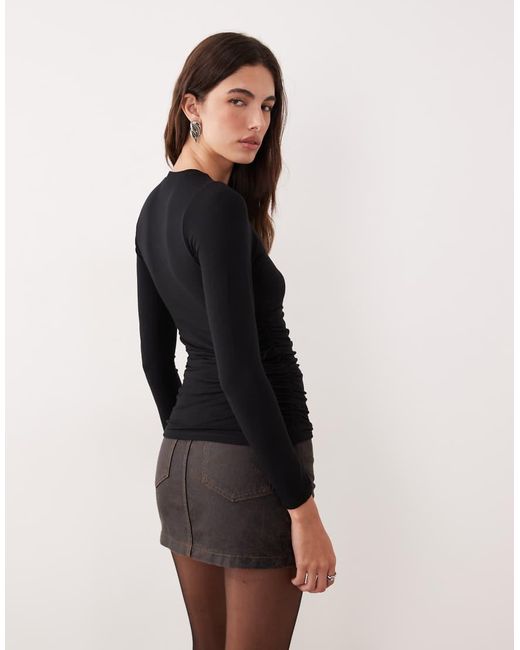 Nobody's Child Black Ruched Side Long Sleeved T-Shirt