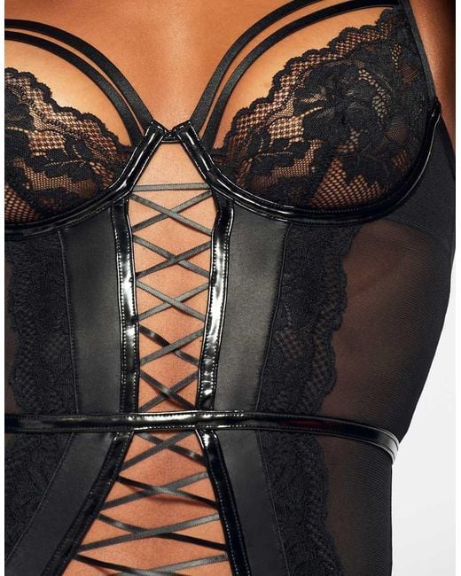 Ann Summers Red Hot Blooded Crotchless Cami Suspender Set