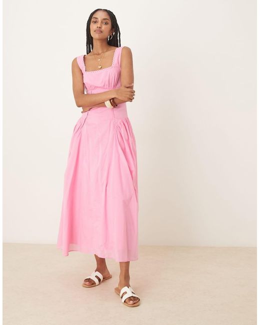 Vestito Con Gonna Al Polpaccio Rustico Con Vita Scesa E Scollo Squadrato di ASOS in Pink