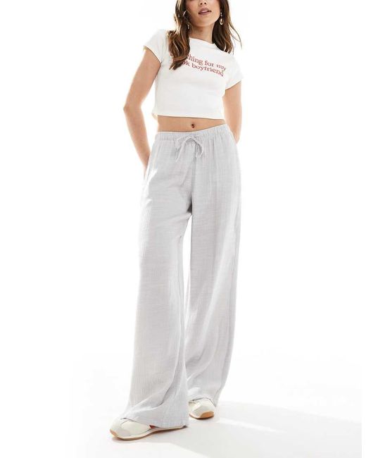 Stradivarius Broek Van Kreukelstof Met Linnenlook En Elastische Taille in het White