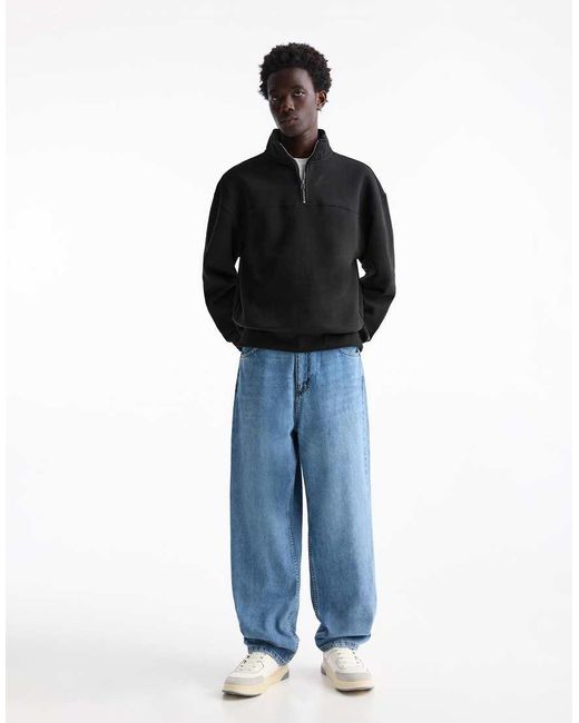 Pull&Bear Blue baggy Jeans for men
