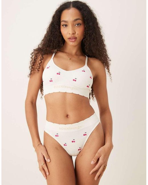 Boux Avenue String Met Geborduurde Kersen in het Natural