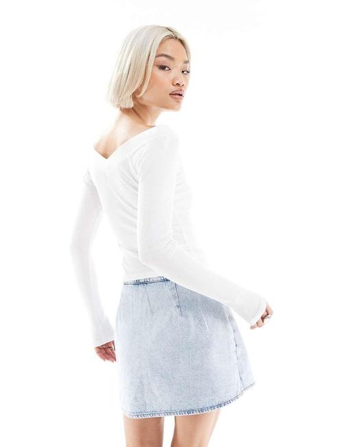 Glamorous White Long Sleeve V-Neck Top