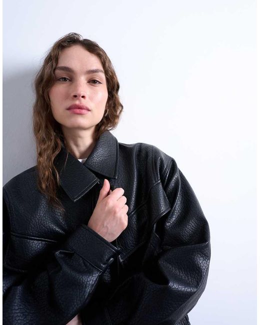 Giacca Bomber Squadrata di TOPSHOP in White