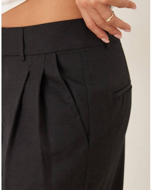 Pantalones De Sastre Grises De Pernera Recta Holgada Y Talle Bajo De ASOS de color Gray