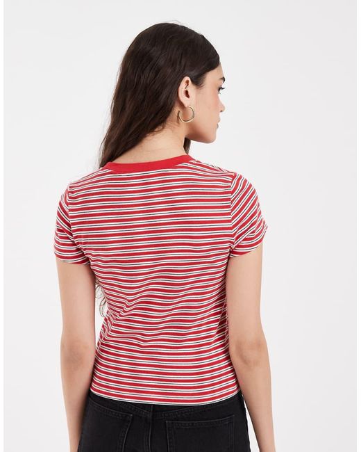 Essential di Levi's in Red