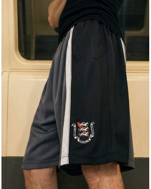 Bershka England in het Black voor heren