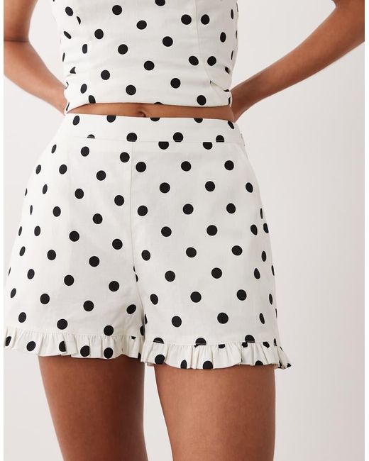 Nobody's Child White Linen And Cotton Blend Ruffle Hem Shorts Co-ord