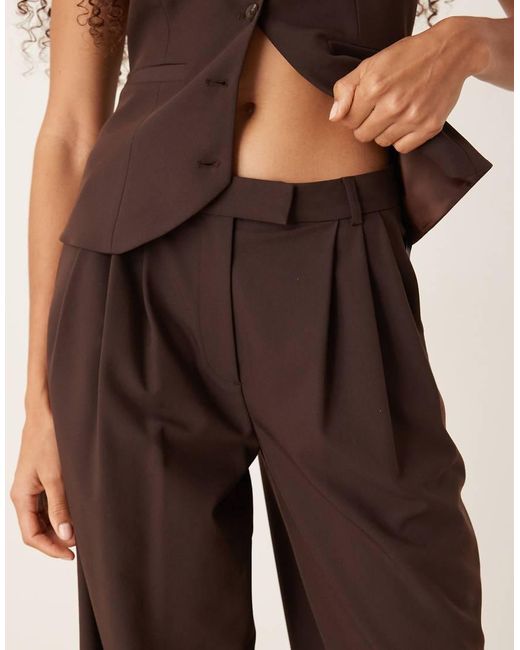 ASOS Elegante Broek Met Drievoudige Plooien En Wijde Pijpen in het Natural