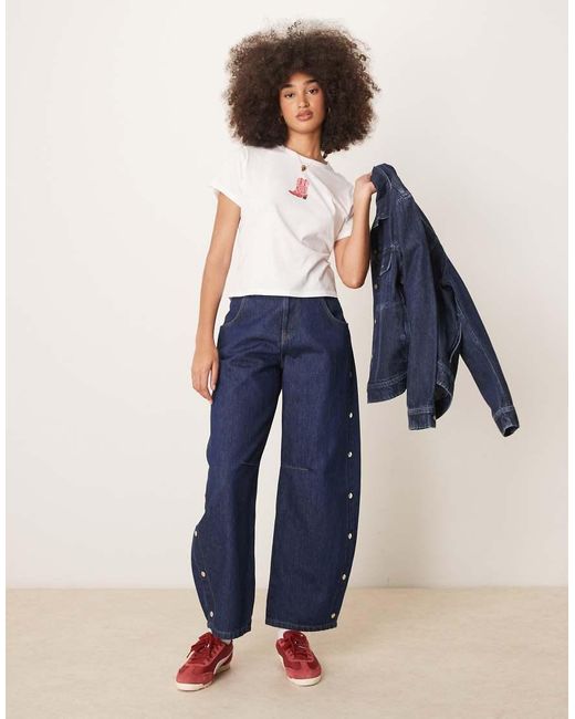 Abercrombie & Fitch T-Shirt Met Korte Mouwen En Print Van Cowboylaarzen in het White