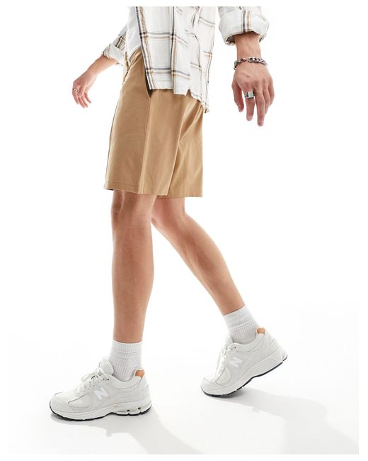 Pantalones cortos medio con pinzas New Look de hombre de color White